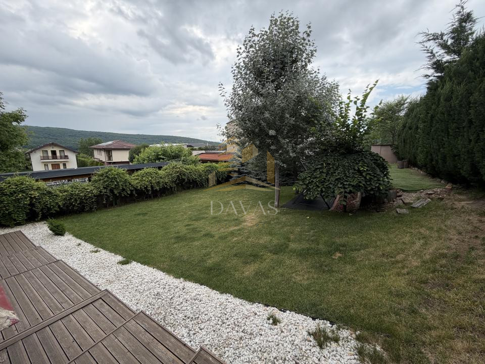 Casa individuala cu 5 camere | Europa |  Teren 850 mp
