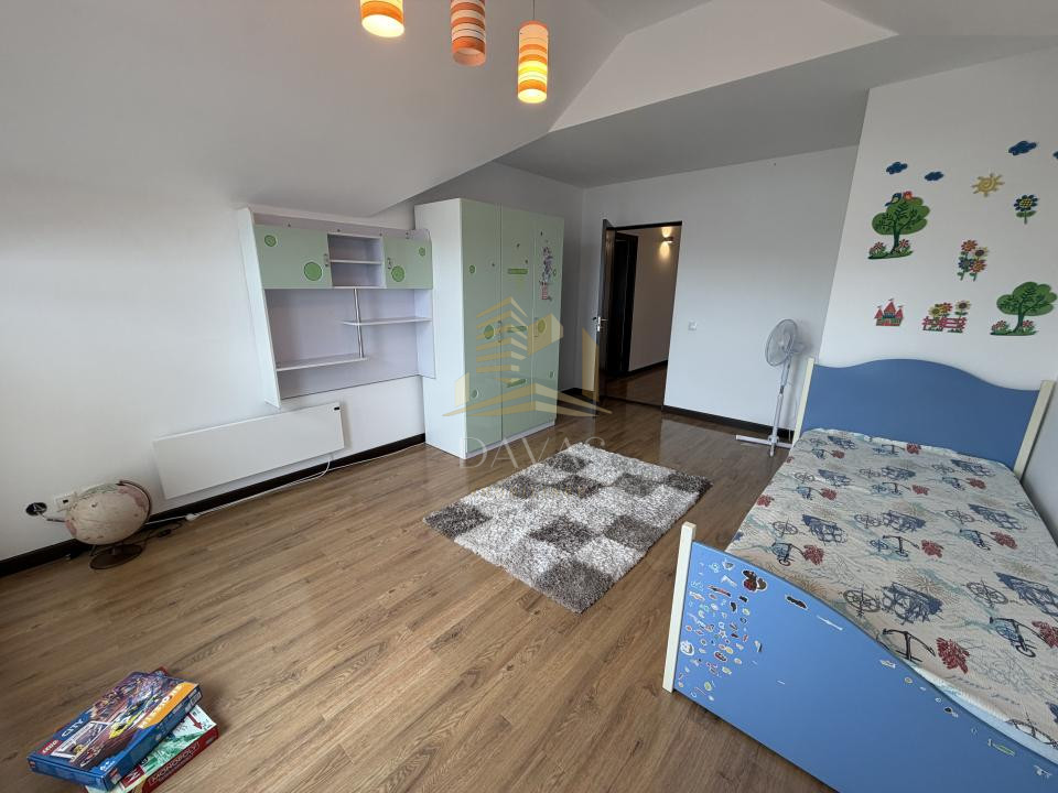Casa individuala cu 5 camere | Europa |  Teren 850 mp
