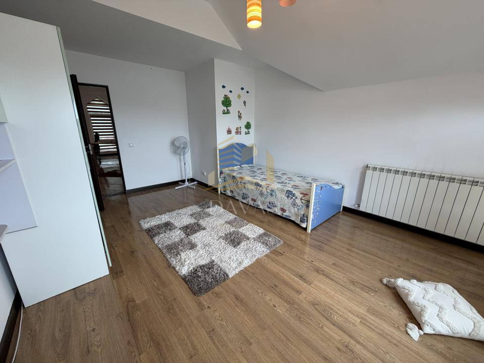 Casa individuala cu 5 camere | Europa |  Teren 850 mp
