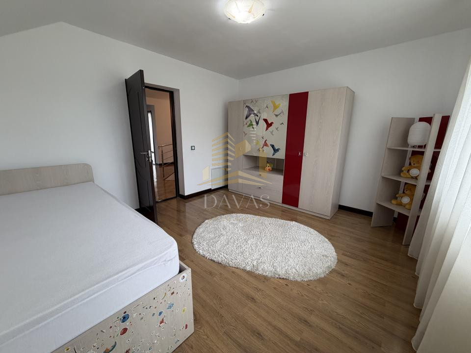 Casa individuala cu 5 camere | Europa |  Teren 850 mp