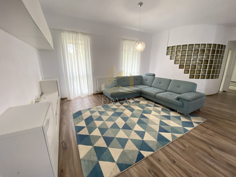 Apartament cu 3 camere | cartier Andrei Muresanu| parcare
