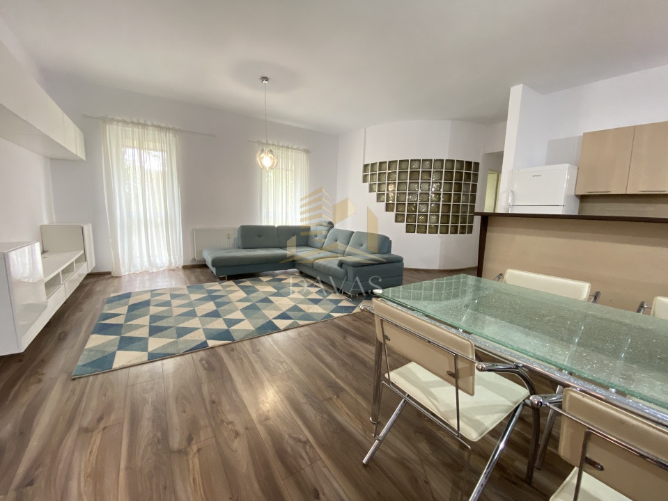 Apartament cu 3 camere | cartier Andrei Muresanu| parcare