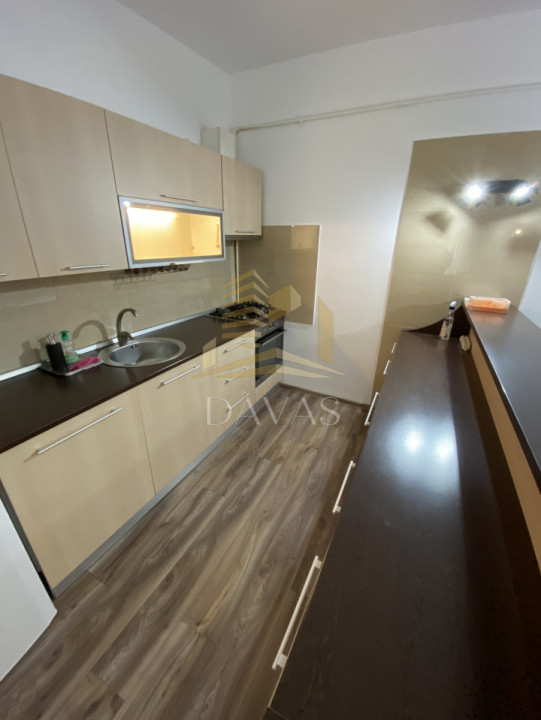 Apartament cu 3 camere | cartier Andrei Muresanu| parcare