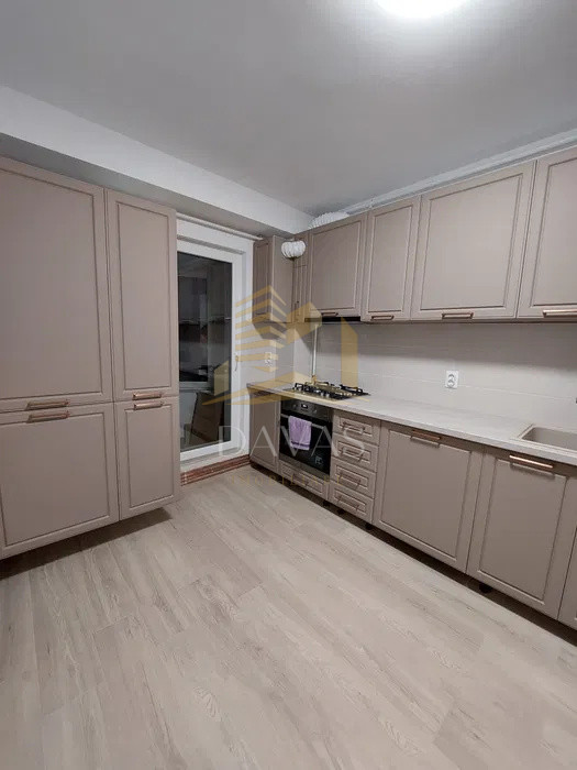 Apartament 2 camere decomandat +parcare inclusă in pret | Iulius Mall