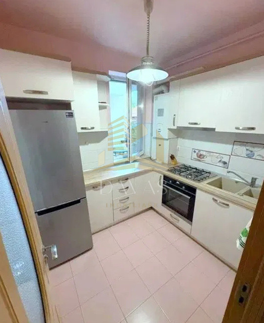 Apartament 2 camere decomandat | Central | Parcare 