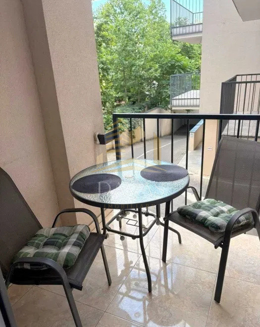 Apartament 2 camere decomandat | Central | Parcare 