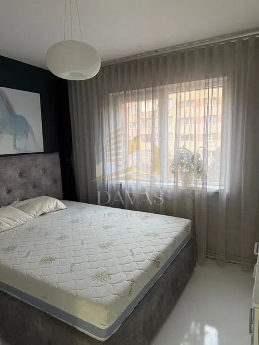 Apartament 3 camere decomandat+parcare inclusă in preț | Grigorescu