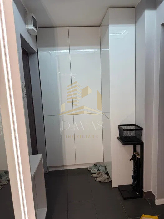 Apartament 3 camere decomandat+parcare inclusă in preț | Grigorescu