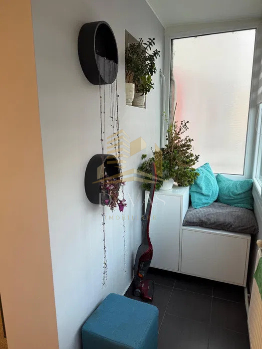 Apartament 3 camere decomandat+parcare inclusă in preț | Grigorescu