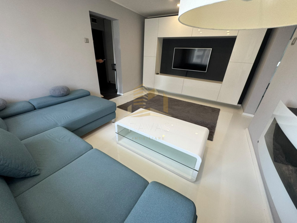 Apartament 3 camere decomandat+parcare inclusă in preț | Grigorescu