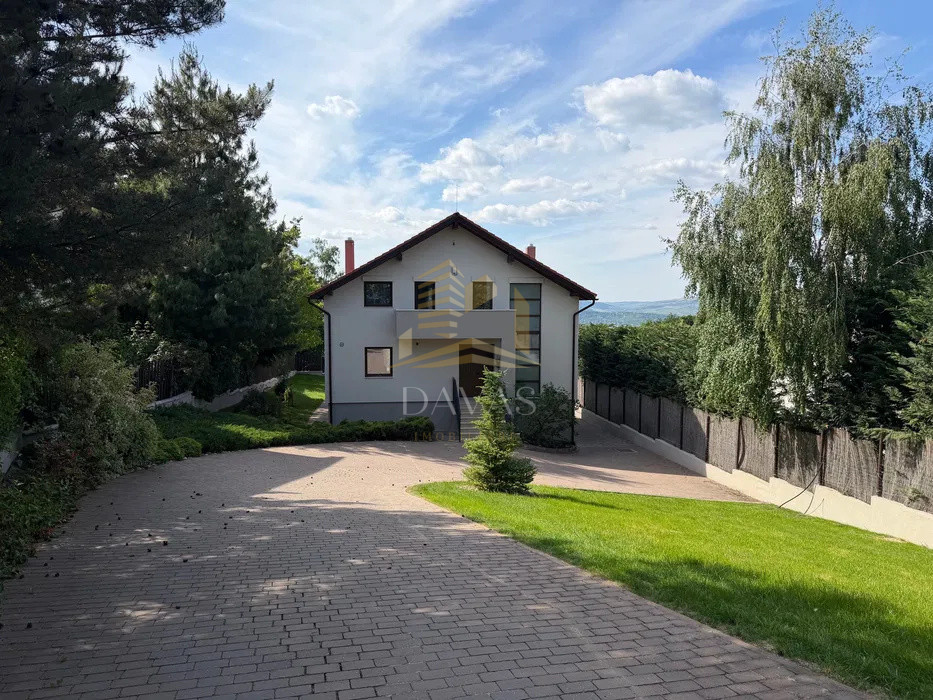 Vila individuală | 5 camere | Garaj Dublu | 1.000mp teren | 291mp utili | Făget