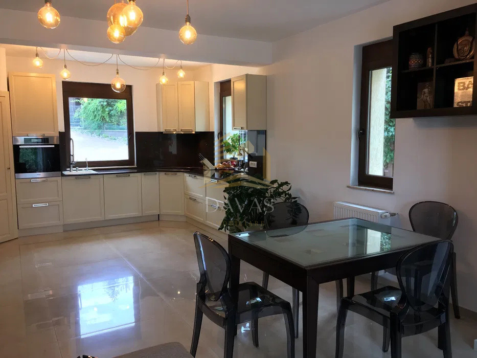 Vila individuală | 5 camere | Garaj Dublu | 1.000mp teren | 291mp utili | Făget