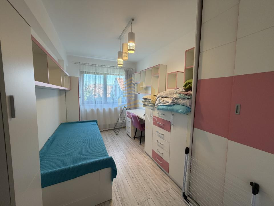 Triplex modern de inchiriat 4 camere | Gheorgheni | Parcare inclusă in preț 