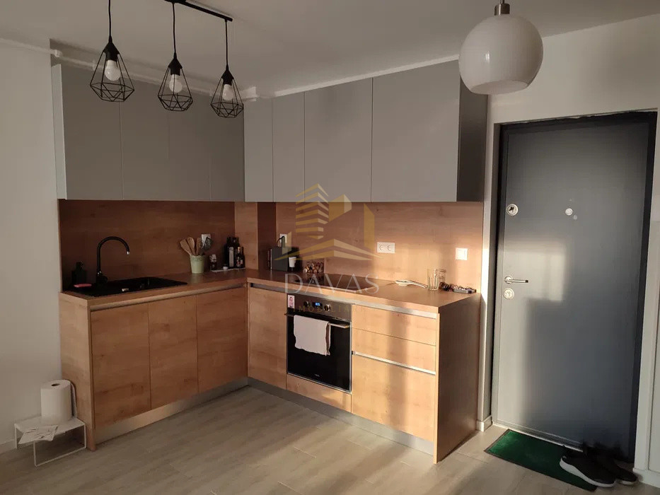 Apartament 3 camere semidecomandat modern | Central | Parcare subterana