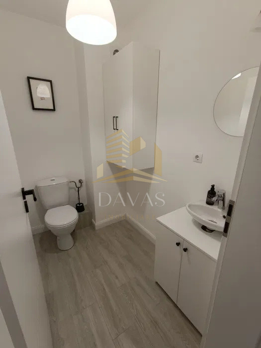 Apartament 3 camere semidecomandat modern | Central | Parcare subterana
