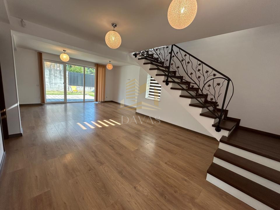 Duplex modern de închiriat | 228mp utili | terasa | garaj | teren 375mp | Europa