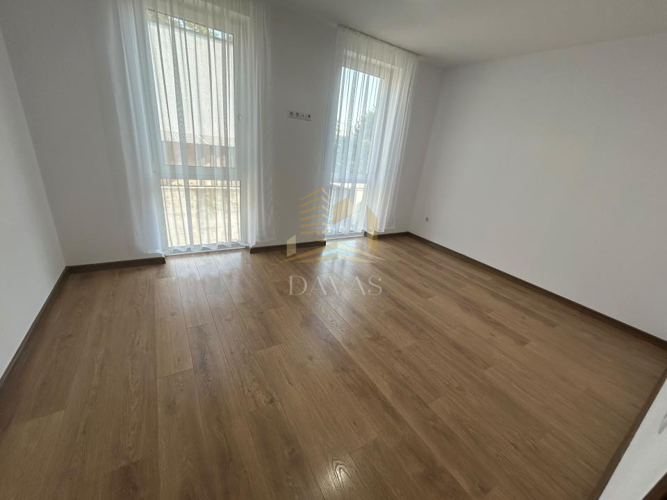 Duplex modern de închiriat | 228mp utili | terasa | garaj | teren 375mp | Europa