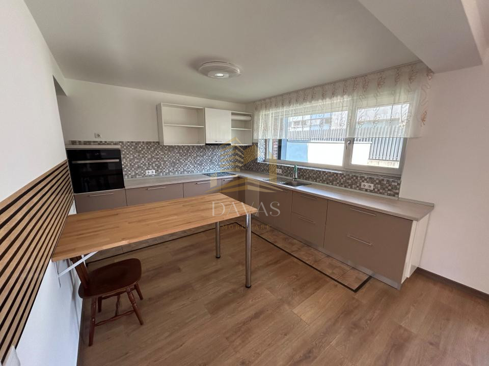 Duplex modern de închiriat | 228mp utili | terasa | garaj | teren 375mp | Europa