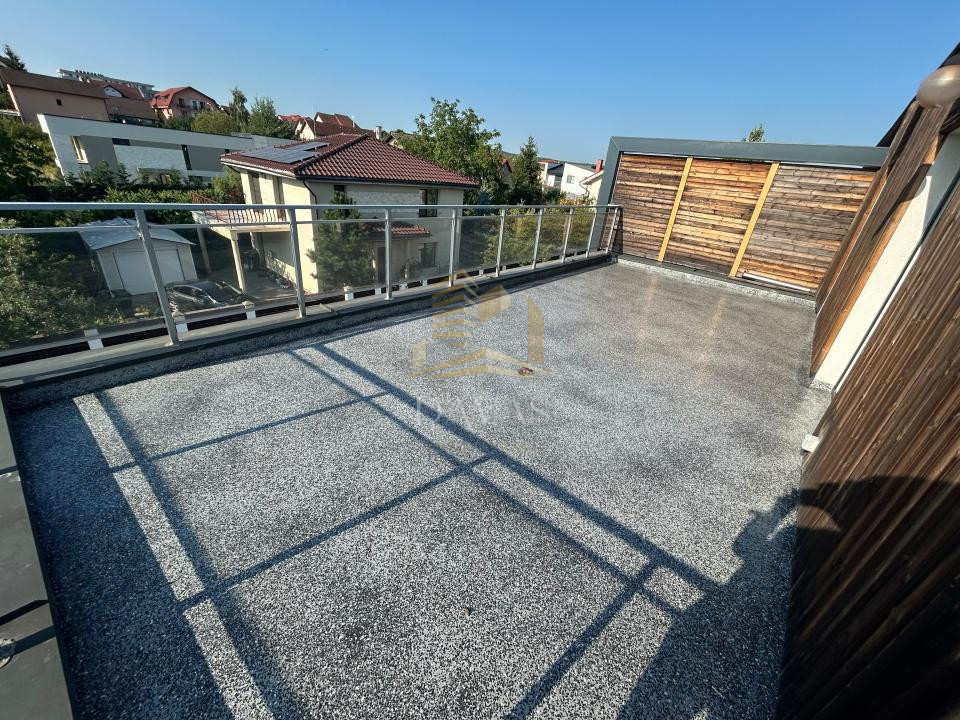Duplex modern de închiriat | 228mp utili | terasa | garaj | teren 375mp | Europa