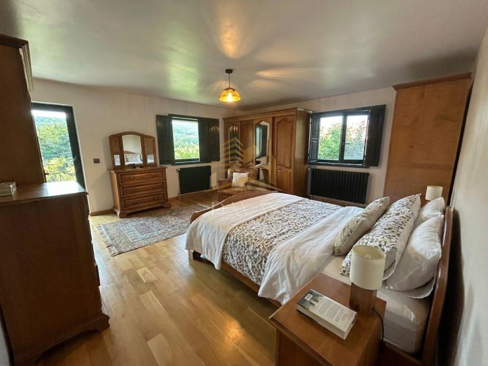 Casa individuală de închiriat 250mp utili 900mp teren| Grădină | Făget | Linsite