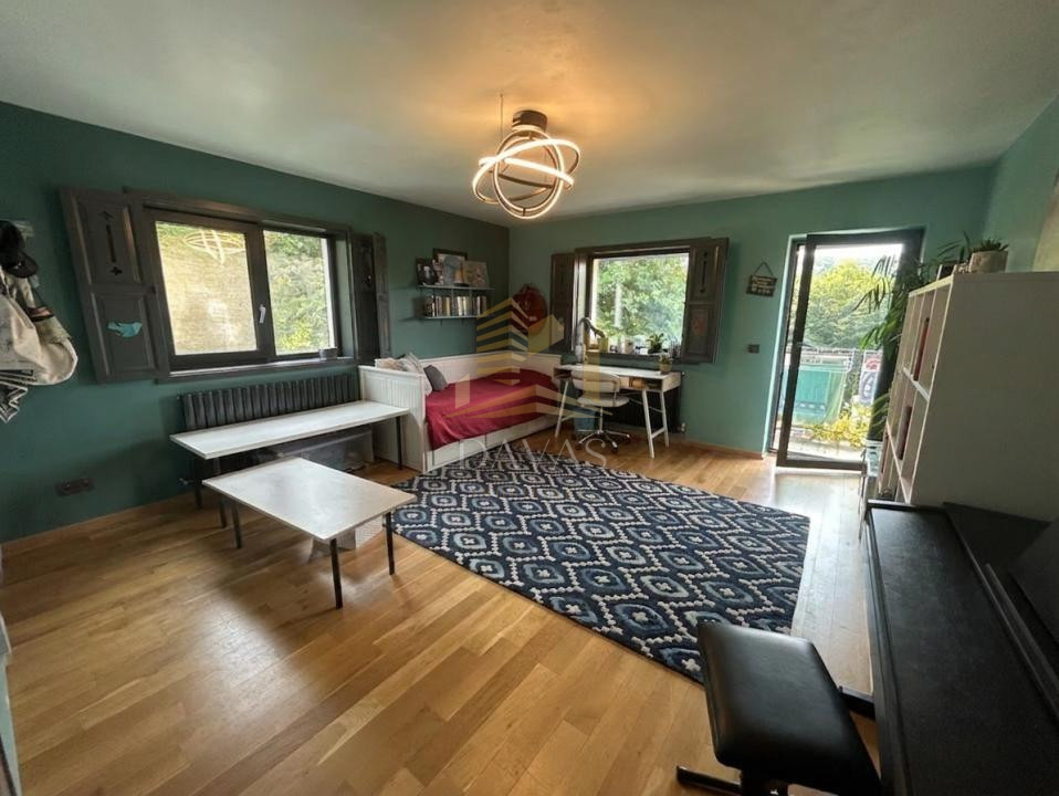 Casa individuală de închiriat 250mp utili 900mp teren| Grădină | Făget | Linsite