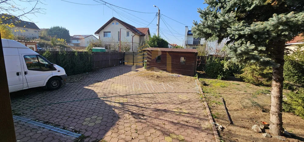 Casa de Vânzare  6 camere 350mp | 1.300 mp Teren | Europa