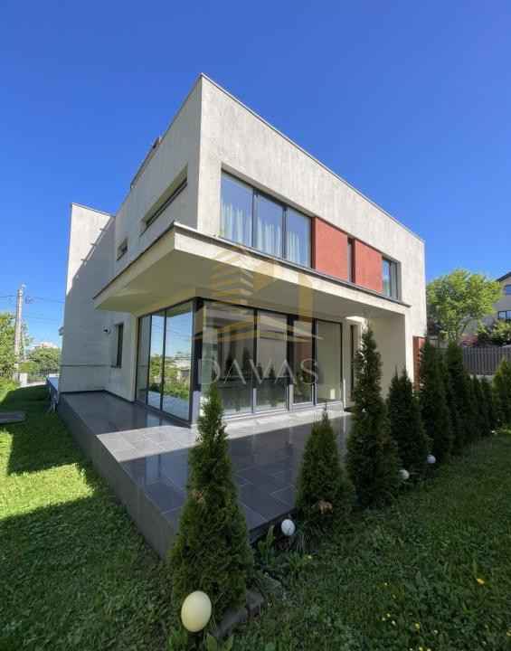 Duplex | Europa | 4 camere | 120mp | Terasa | Garaj