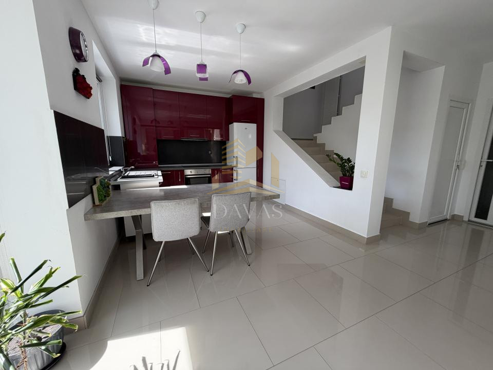 Duplex | Europa | 4 camere | 120mp | Terasa | Garaj