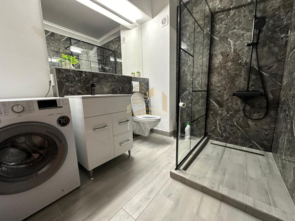 Apartament 3 camere semidecomandat de închiriat | The OFFICE