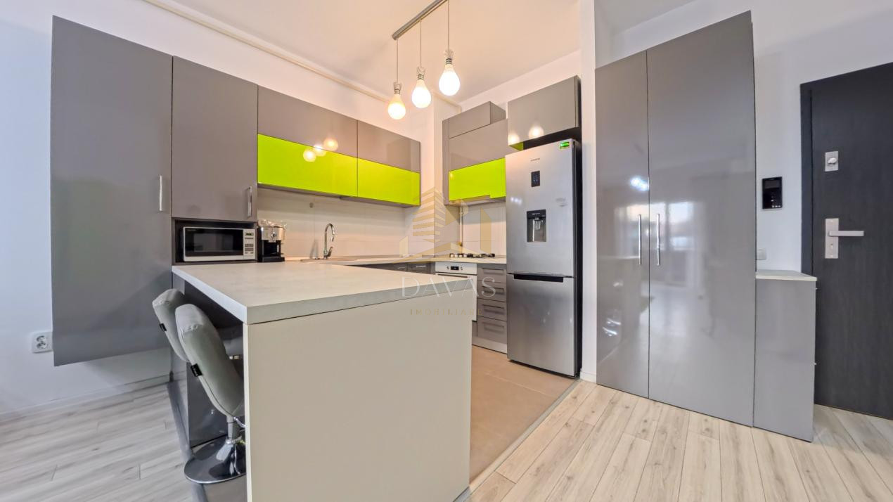 Apartament cu 2 camere semidecomandat | Bună Ziua| loc de parcare inclus