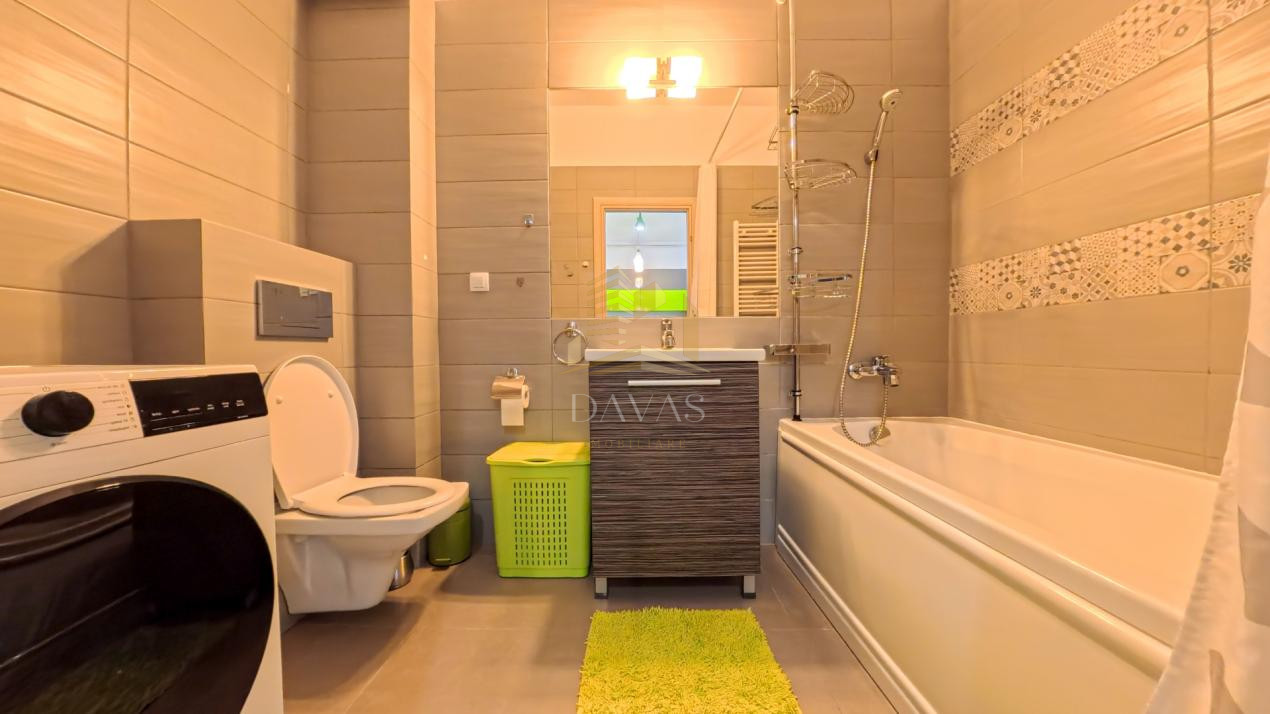 Apartament cu 2 camere semidecomandat | Bună Ziua| loc de parcare inclus