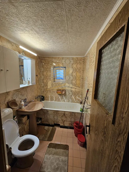 Apartament 3 camere decomandat+parcare inclusă in preț|Intre Lacuri| Iulius Mall