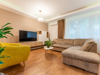 Apartament ultrafinisat 5 camere + garaj de închiriat | Plopilor | Central