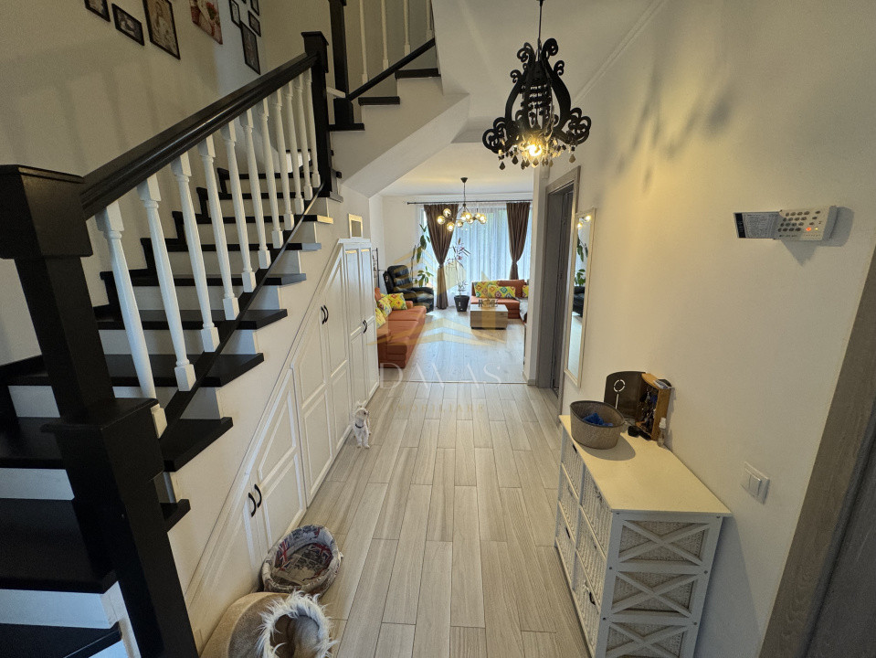 Casa de vânzare  112mp |362 mp teren | Dambu Rotund | Terasa | Parcare