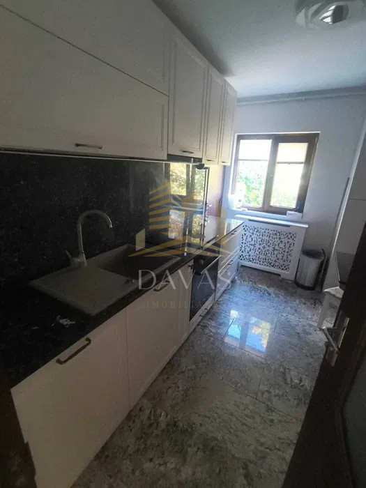 Apartament 3 camere decomandat 2 bai | Intre Lacuri | Parcare inclusă 