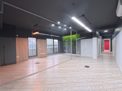 Cladire de birouri MODERNA SUPERFINISATA -500 mp, teren 600 mp,8Parcări |Zorilor