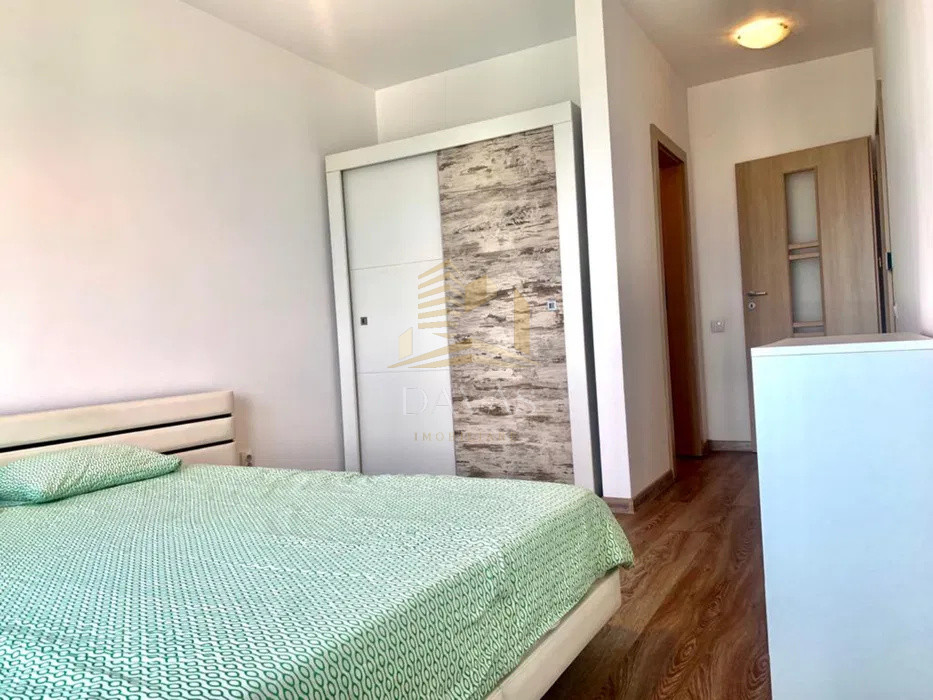 Apartament 3 camere semidecomandat de închiriat | Platinia 