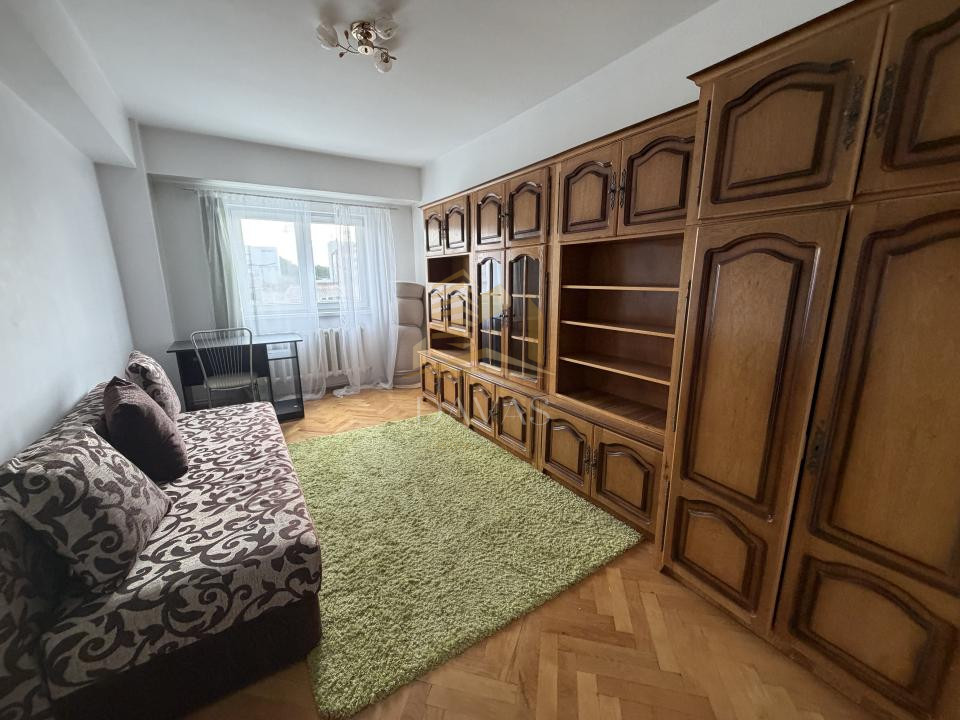 Apartament cu 3 camere | Piata Timotei Cipariu | 