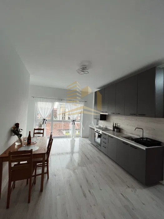 Apartament 3 camere semidecomandat de închiriat | Zona Gării | Modern