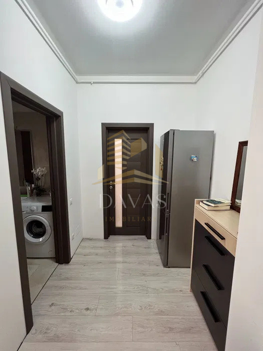 Apartament 3 camere semidecomandat de închiriat | Zona Gării | Modern