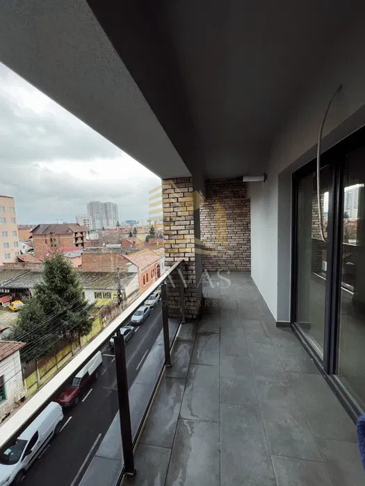 Apartament 3 camere semidecomandat de închiriat | Zona Gării | Modern