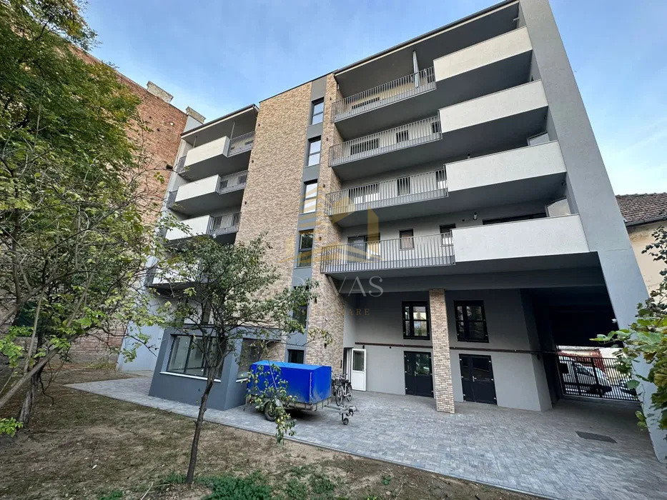 Apartament 3 camere semidecomandat de închiriat | Zona Gării | Modern
