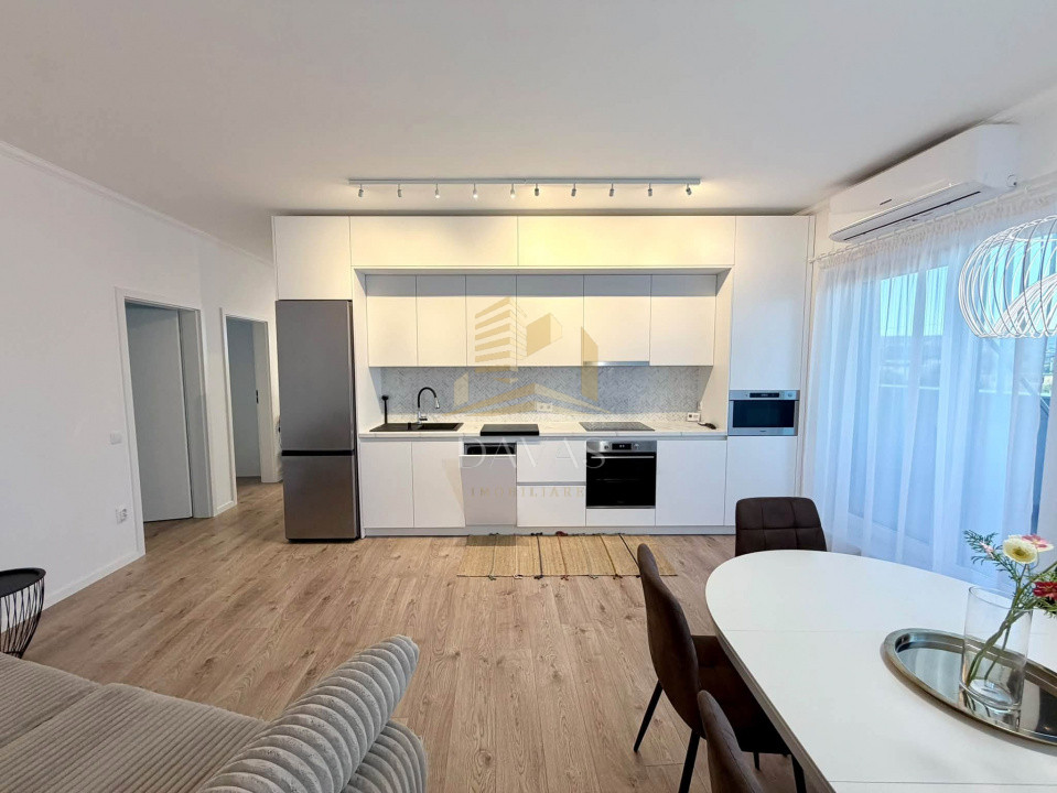 Apartament 3 camere semidecomandat+ parcare subterana | PRIMA INCHIRIERE| LUX