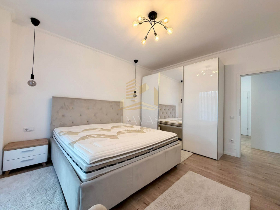 Apartament 3 camere semidecomandat+ parcare subterana | PRIMA INCHIRIERE| LUX