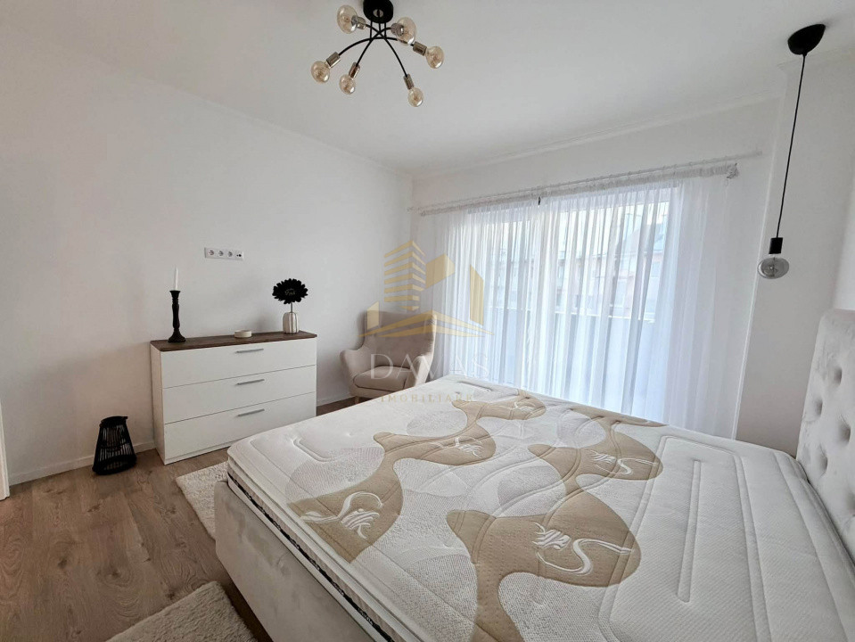 Apartament 3 camere semidecomandat+ parcare subterana | PRIMA INCHIRIERE| LUX