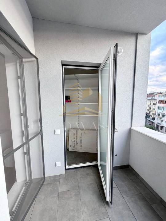Apartament 3 camere semidecomandat+ parcare subterana | PRIMA INCHIRIERE| LUX
