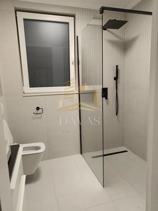 Apartament 2 camere semidecomandat+ parcare subterana |PRIMA INCHIRIERE| Marasti