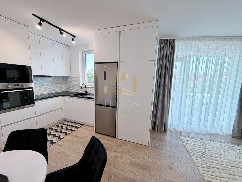 Apartament 2 camere semidecomandat+ parcare subterana |PRIMA INCHIRIERE| Marasti