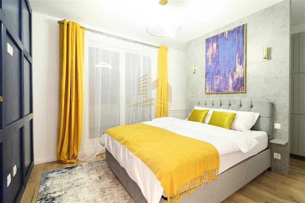 Apartament 2 camere ultrafinisat semidecomdant+parcare subterana|Central |Terasa