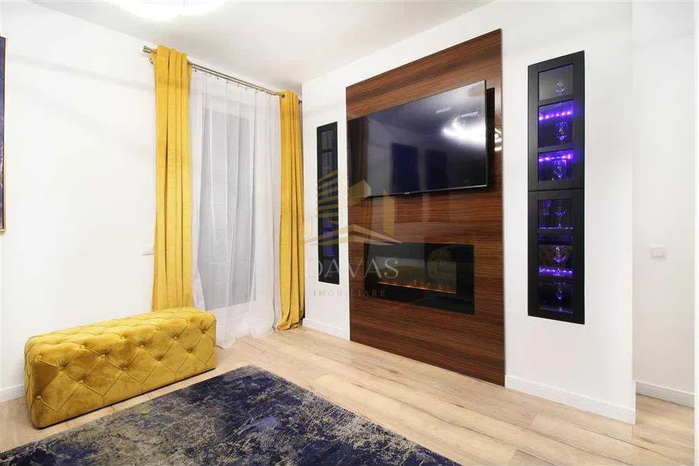 Apartament 2 camere ultrafinisat semidecomdant+parcare subterana|Central |Terasa